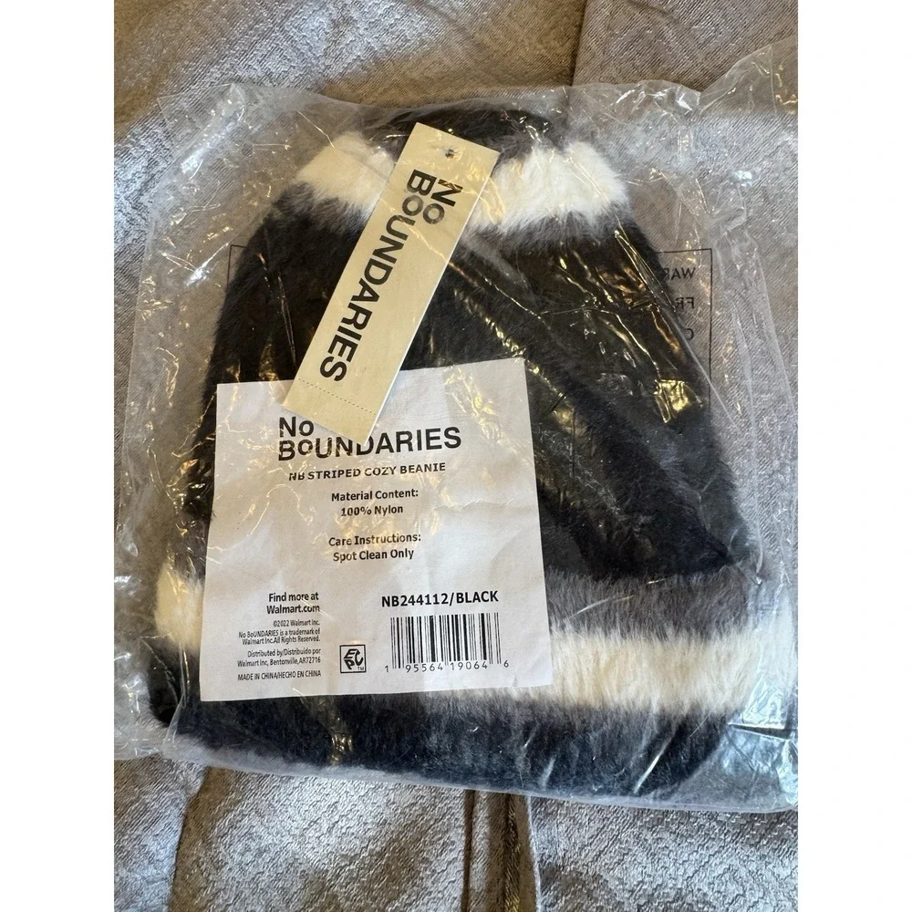 No Boundaries Black With white Stripes Cozy Beanie. NWT